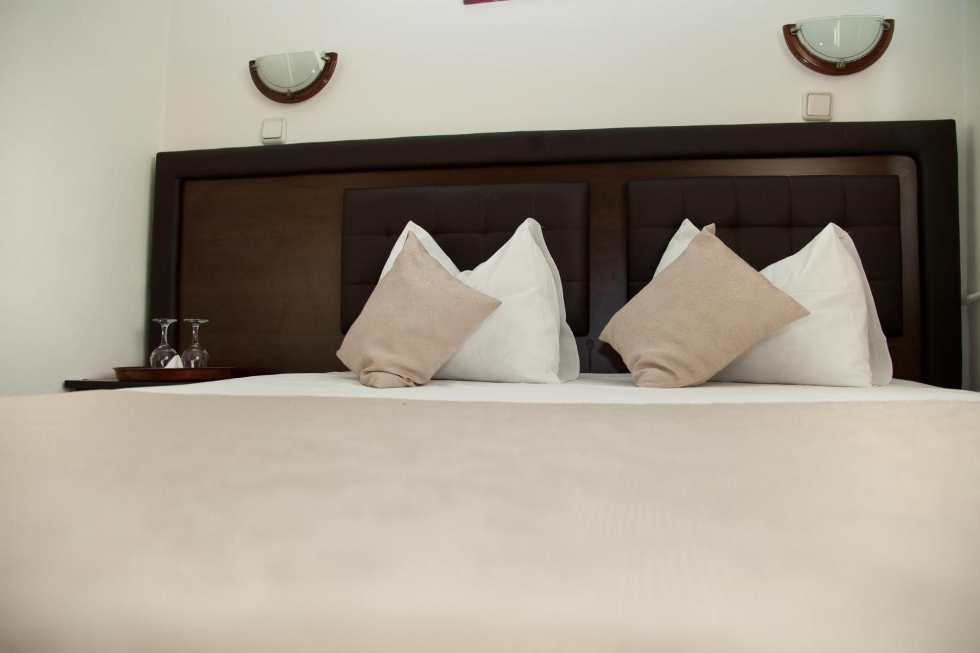 Hotel Metropol Pitesti Room photo