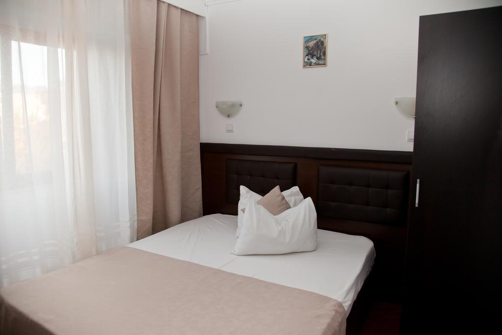 Hotel Metropol Pitesti Room photo